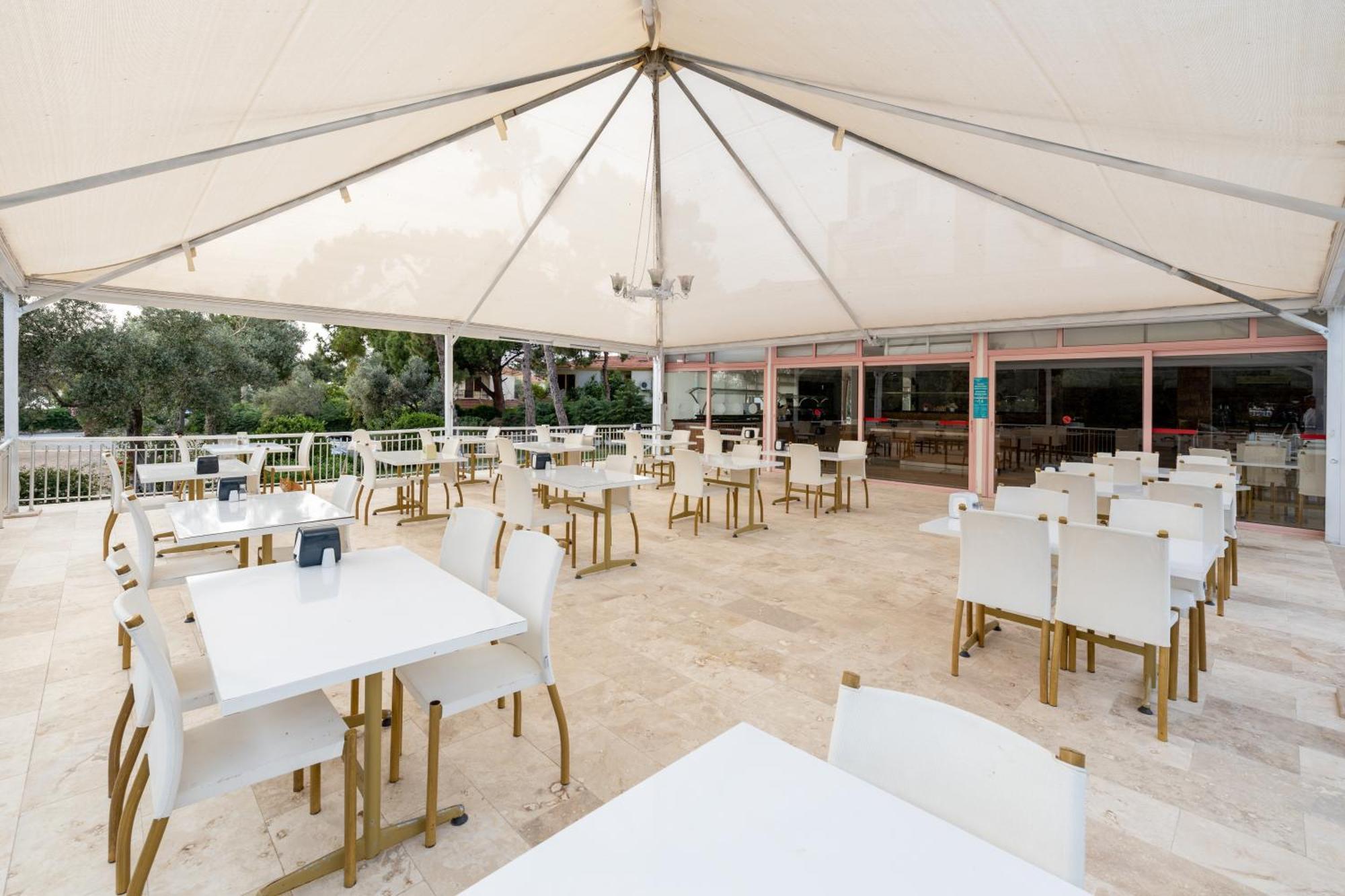 Hanedan Beach Hotel Фоча Экстерьер фото