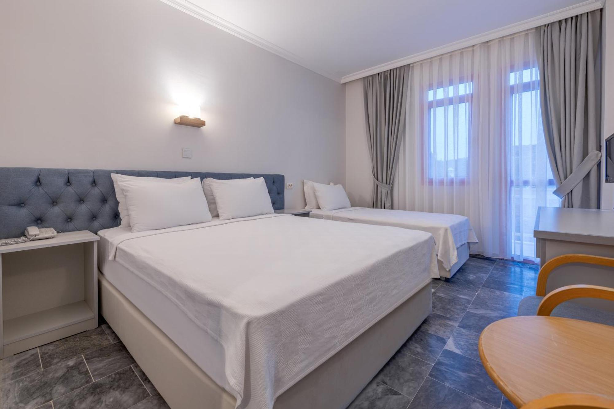 Hanedan Beach Hotel Фоча Экстерьер фото