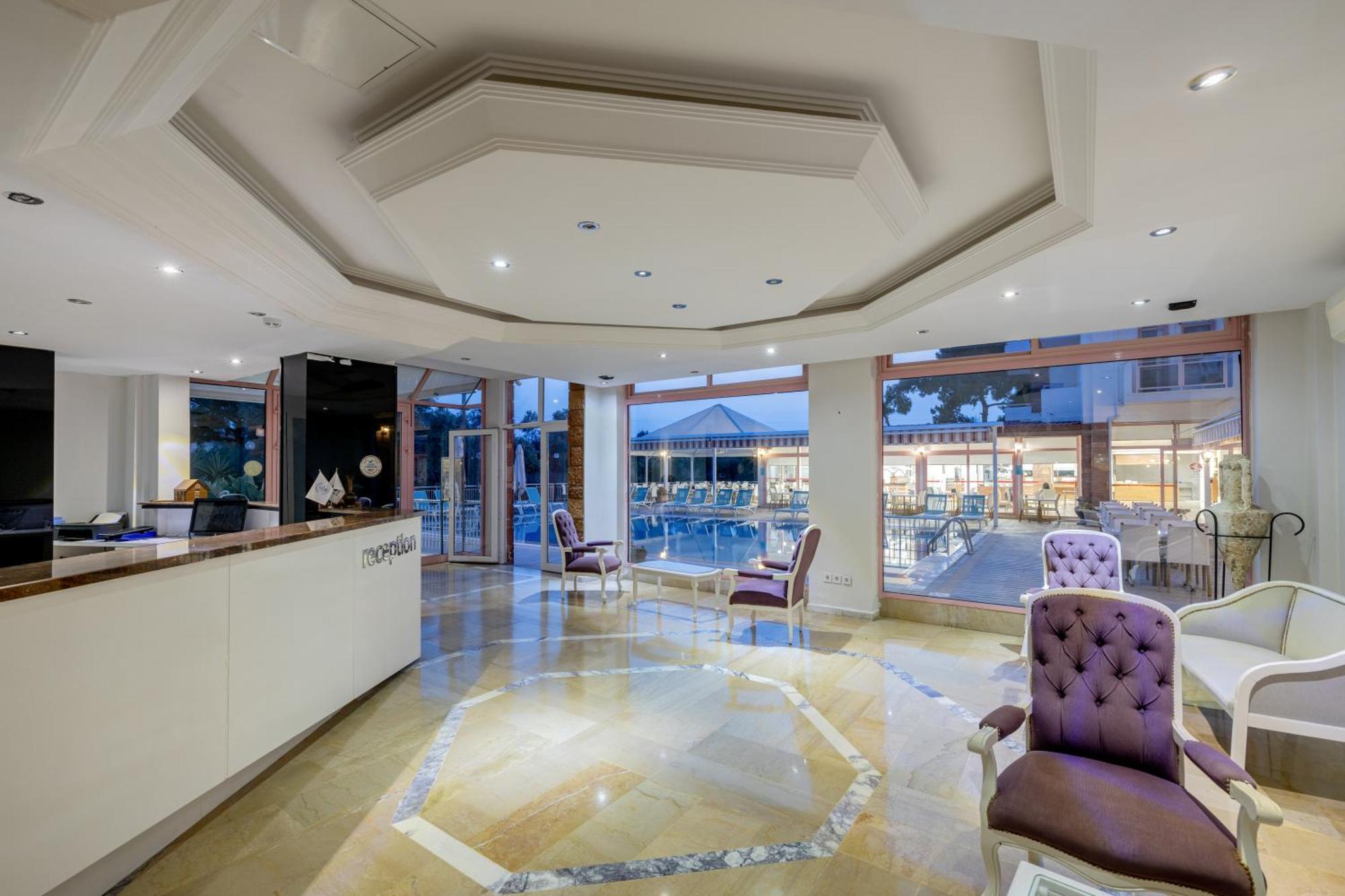 Hanedan Beach Hotel Фоча Экстерьер фото